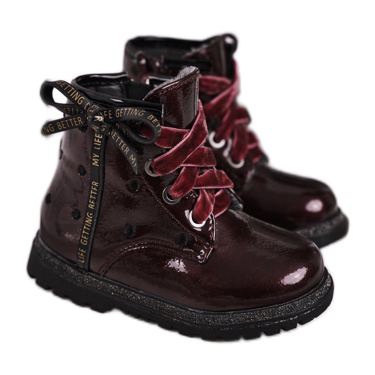 EVE Botas lacadas granate Essie rojo