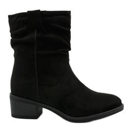 Botas camperas Fyrelnet de ante negro con aislamiento