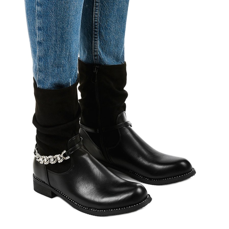 Botas negras, planas y aisladas con cremallera Petgella negro plata