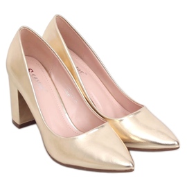 Bombas en el poste dorado NF-65P Gold