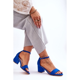 Sandalias clásicas de ante de tacón bajo azul luna de miel 3
