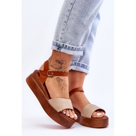 Sandalias Piel Cómodas Cuña Tifena Beige-Marrón 3
