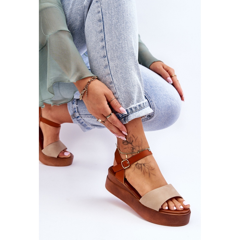 Sandalias Piel Cómodas Cuña Tifena Beige-Marrón 2