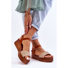 Sandalias Piel Cómodas Cuña Tifena Beige-Marrón 4