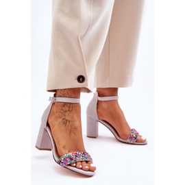 Sandalias De Tacón Alto De Moda Con Piedras Decorativas Gris Love Me 5