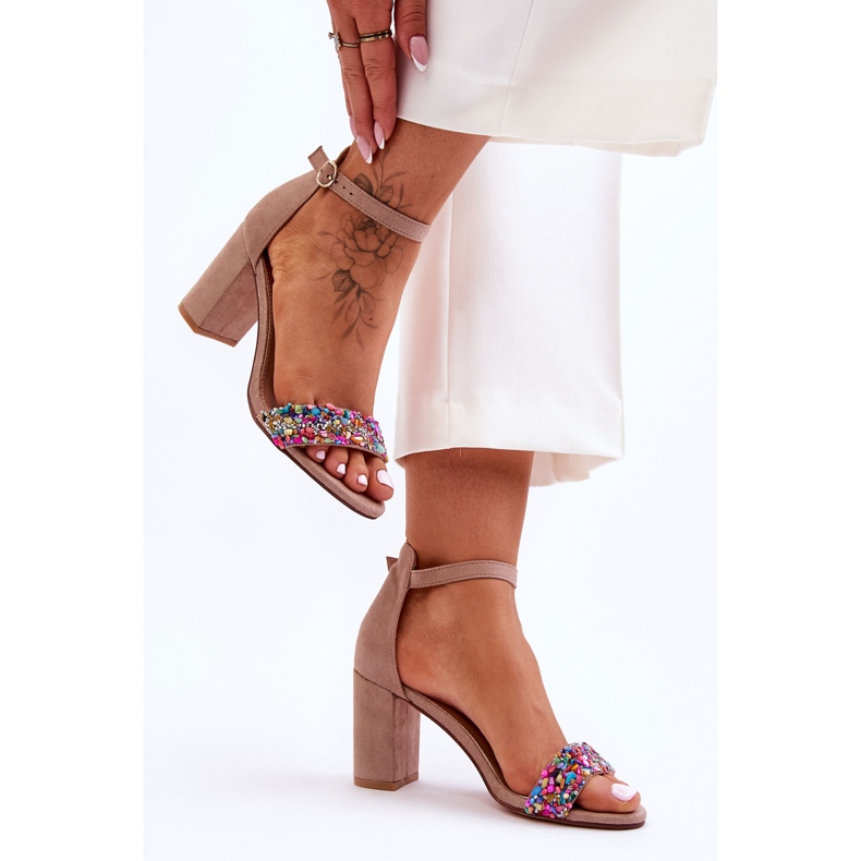 Sandalias De Tacón Alto De Moda Con Piedras Decorativas Beige Love Me 1