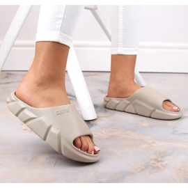 Pantuflas Big Star W LL274593 INT1882 beige 3