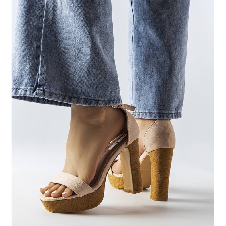 Inna Sandalias beige de tacón alto de Selsa 1