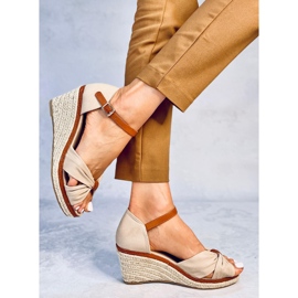 Alpargatas con cuña Kristen Beige 5