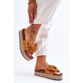 Pantuflas Mujer Ante Lazo Lauria Camel marrón 3