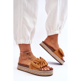 Pantuflas Mujer Ante Lazo Lauria Camel marrón 1