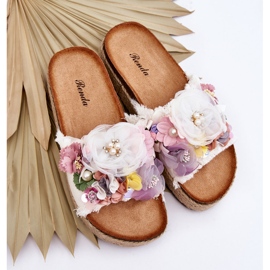 Pantuflas Material Flores Blanco Nessa 4