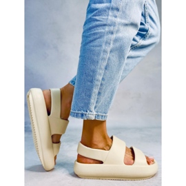 Boddie Sandalias de goma beige 2