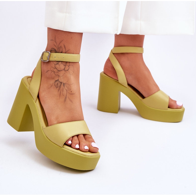 Sandalias Karmine de color lima de moda con tacones masivos verde 2