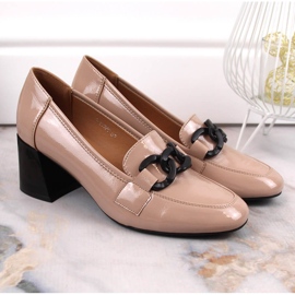 Zapato mujer lacado beige con tacón decorativo Vinceza 10878 6