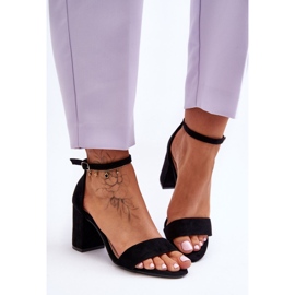 Sandalias de tacón alto de gamuza negra Madame negro 2