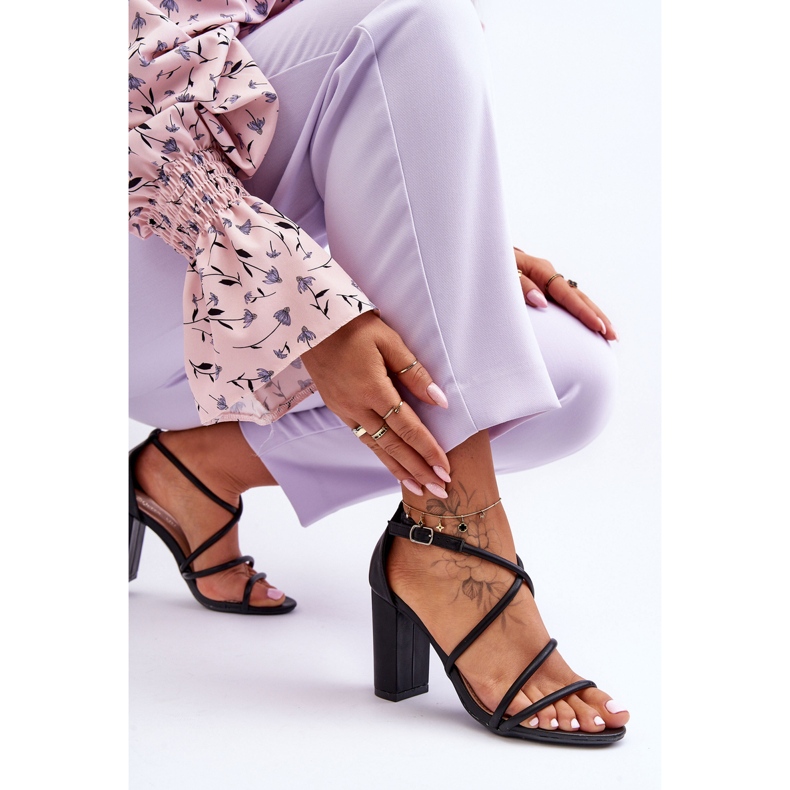 Sandalias De Piel Con Tacón De Rayas Negro La Meria 2