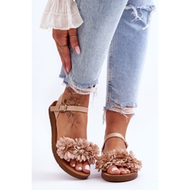Sandalias Mujer Con Flores De Tela Beige Fiori 5