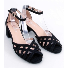 Seastar Sandalia negra tacón bajo Kermel negro 5