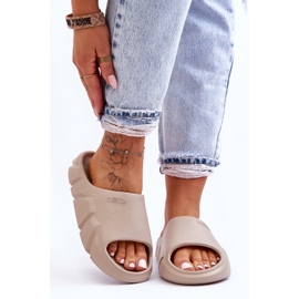 Pantuflas ligeras de espuma Big Star para mujer LL274593 Beige 5