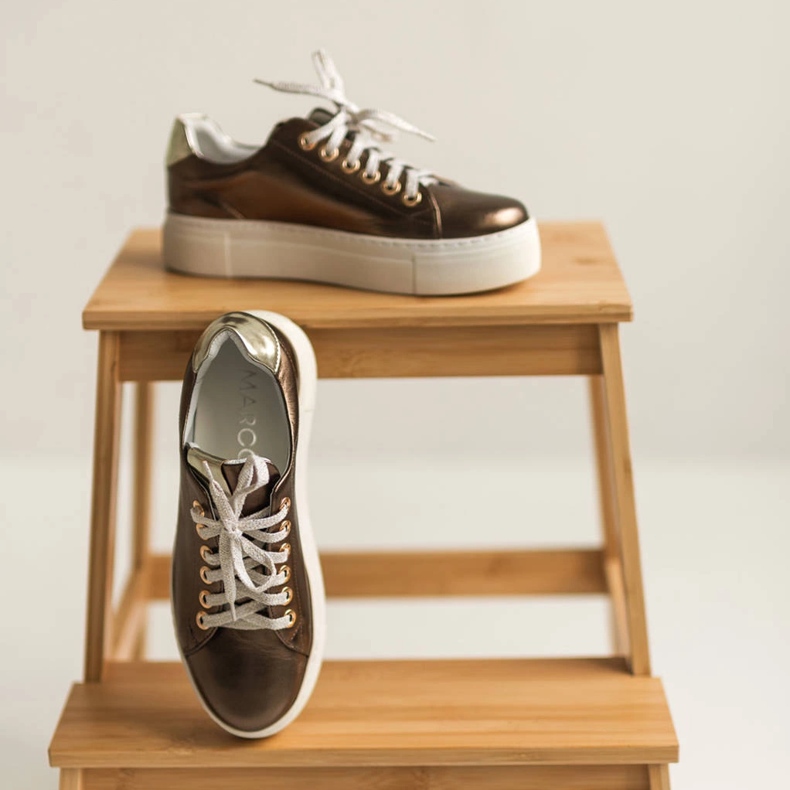 Marco Shoes Zapatillas de mujer de piel auténtica con suela gruesa dorado 2