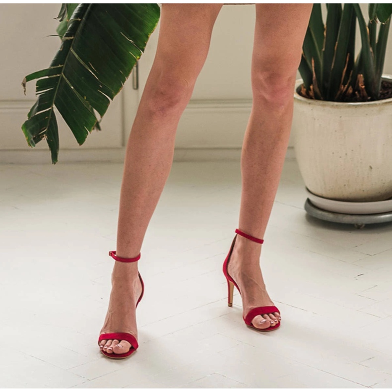 Marco Shoes Elegantes sandalias fabricadas en ante natural rojo 1