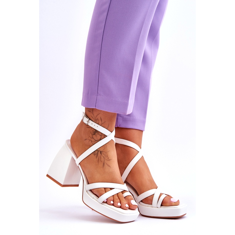 Moda White Secret Rose Tacones altos y sandalias de plataforma blanco 6