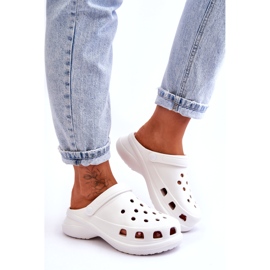 Pantuflas De Espuma Crocs Con Suela Gruesa Blanco Katniss 2 Pantuflas De Espuma Crocs Con Suela Gruesa Blanco Katniss 2