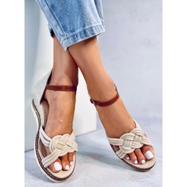 Sandalias con cuña Tedder Beige 3