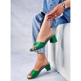 Sandalias tacón bajo Poncia Verde 4
