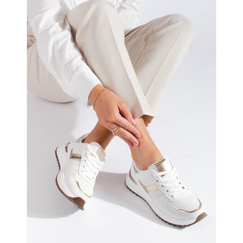 Zapatillas blancas en la plataforma Shelovet blanco 1