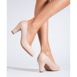 Zapatos de tacón de aguja para mujer en ante beige de Shelovet 2