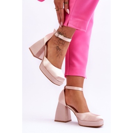 Bombas de moda en tacones masivos beige sandia 2