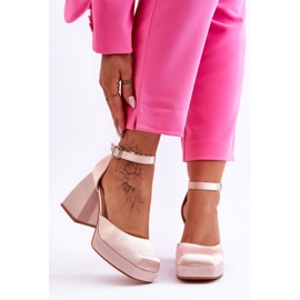 Bombas de moda en tacones masivos beige sandia 5