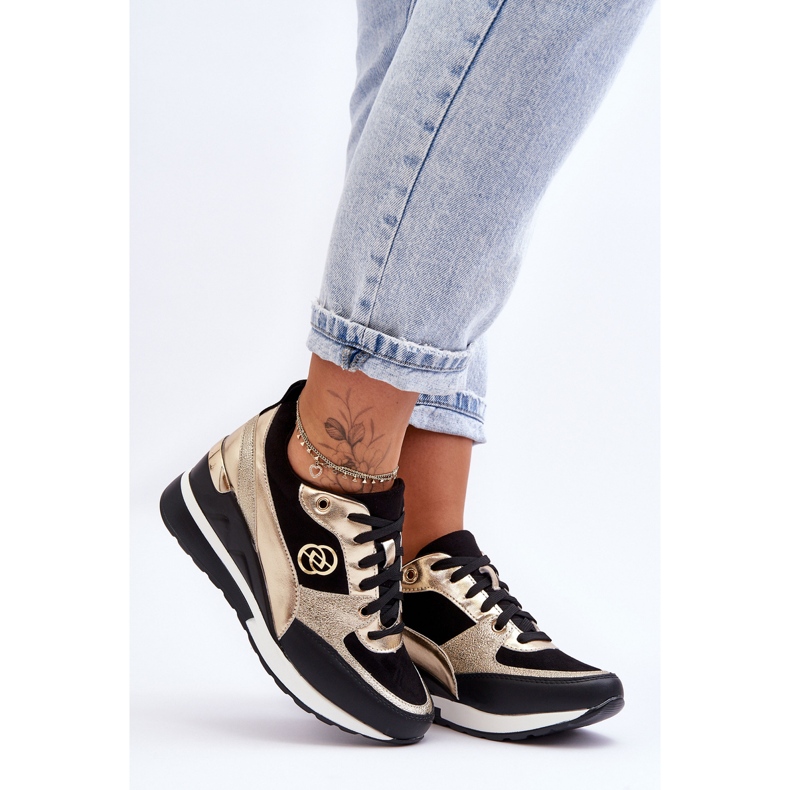 PE1 Zapatillas De Mujer Con Cuña Y Cordones Negro Y Dorado Genova 1