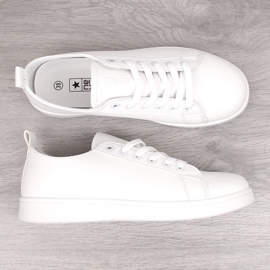 News Deportivas sneakers fabricadas en cuero ecológico blanco Novedad 23SP02-5786 6
