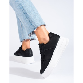 Zapatillas negras en una plataforma alta de Shelovet negro 3
