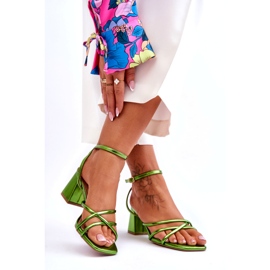 Sandalias de tacón alto Felisa Green de moda verde 2 Sandalias de tacón alto Felisa Green de moda verde 2