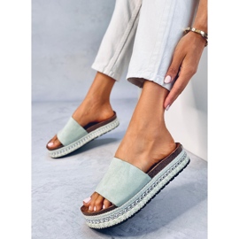 Sandalias Donnie Green con adornos verde 2