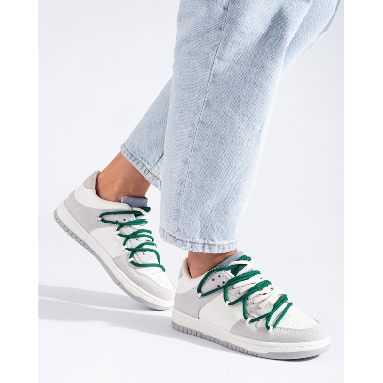 Deportivas Shelovet con cordones verdes blanco 1