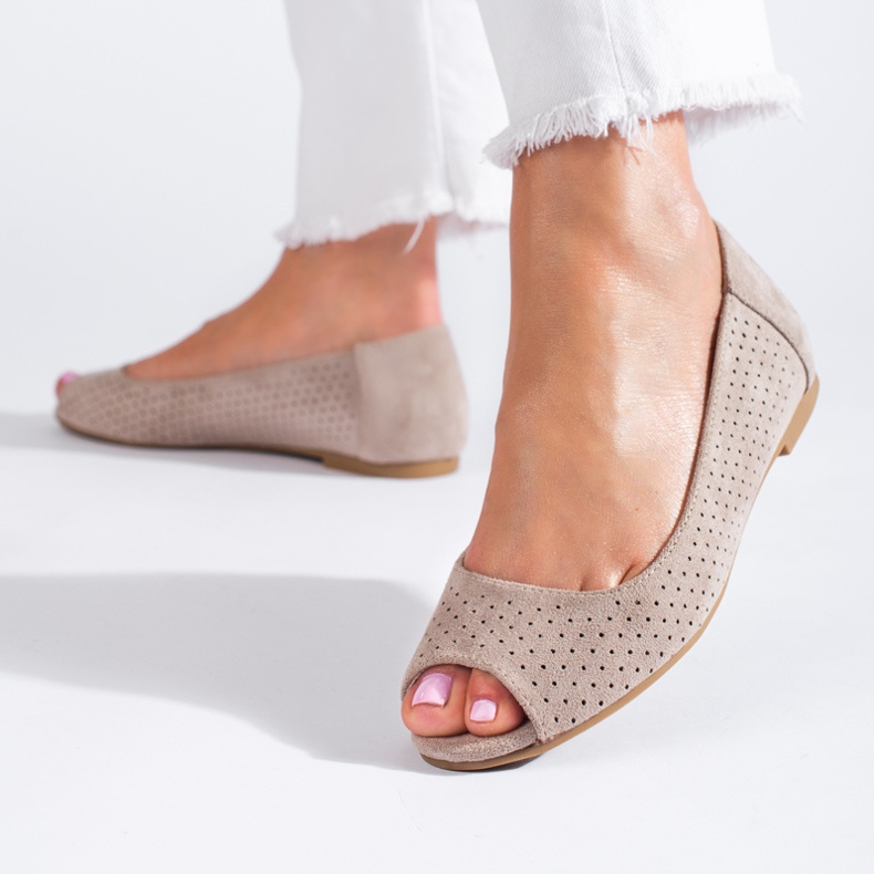 Bailarinas mujer caladas beige Shelovet 1