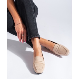 Mocasines clásicos de ante beige de Shelovet 3