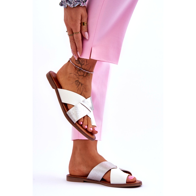 Jezzi Chanclas clásicas blancas y plateadas para mujer blanco 2