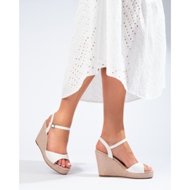 Alpargatas con cuña alta Shelovet blanco 1