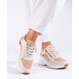 Zapatillas beige con suela gruesa de Shelovet 3