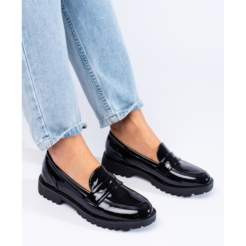 Zapatos mujer lacados en negro Shelovet 2