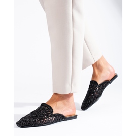 Sandalias planas negras con parte superior calada de Shelovet negro 2