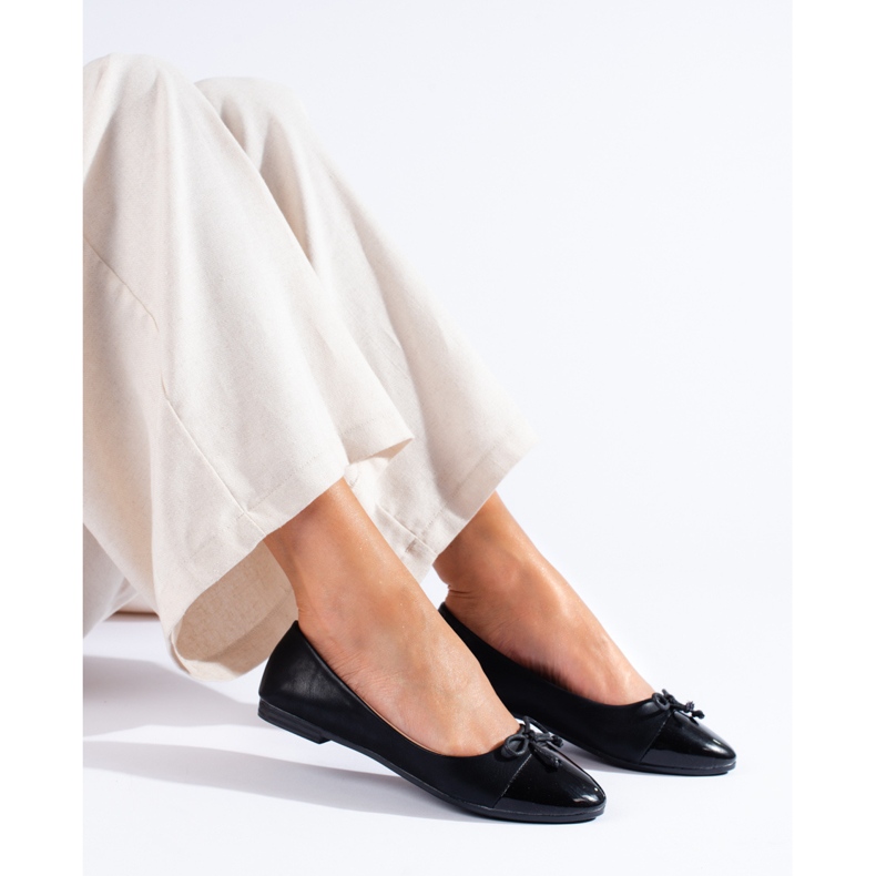 Bailarinas clásicas negras con lazo Shelovet negro 1