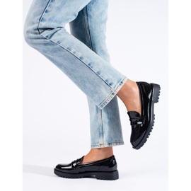Zapatos mujer lacados en negro Shelovet 2