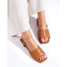 Sandalias de punta cuadrada marrones de Shelovet marrón 1